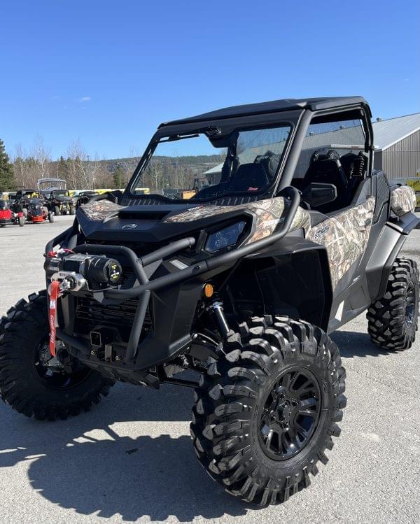PARE-BRISE EN VERRE AVEC ENSEMBLE COMPLET D'ESSUIE GLACE ET DE LAVE GLACE CAN-AM Maverick Trail-Sport | 2018-2025 (Pare-brise avant)