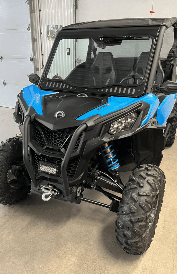PARE-BRISE EN VERRE AVEC ENSEMBLE COMPLET D'ESSUIE GLACE ET DE LAVE GLACE CAN-AM Maverick Trail-Sport | 2018-2025 (Pare-brise avant) - Image 4