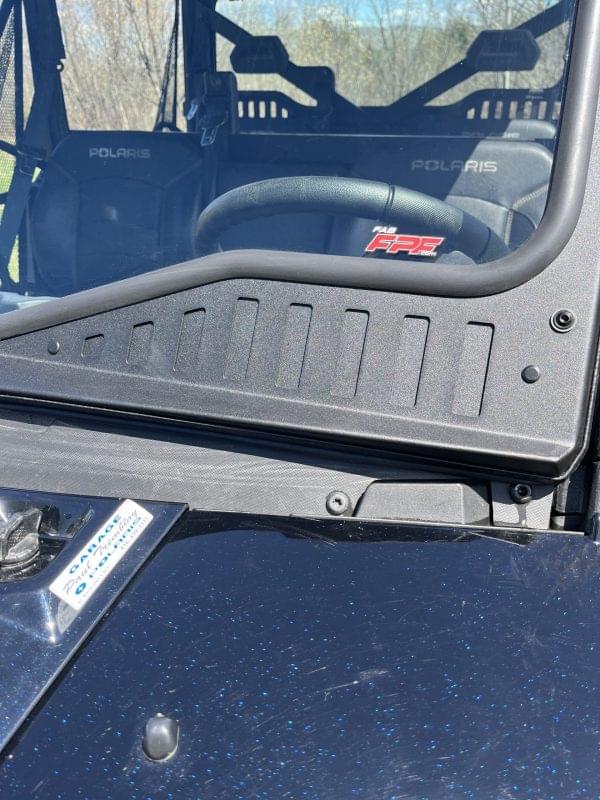 PARE-BRISE EN VERRE AVEC ENSEMBLE COMPLET D'ESSUIE GLACE ET DE LAVE GLACE POLARIS RANGER XP 1000 | 2018-2025 (Pare-brise avant) - Image 4