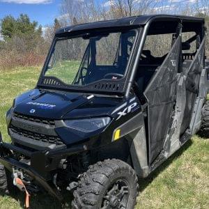 PARE-BRISE EN VERRE AVEC ENSEMBLE COMPLET D'ESSUIE GLACE ET DE LAVE GLACE POLARIS RANGER XP 1000 | 2018-2025 (Pare-brise avant)