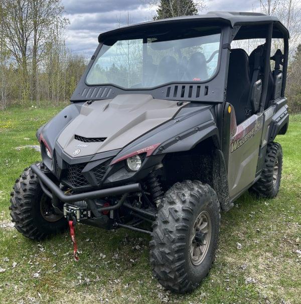 PARE-BRISE EN VERRE AVEC ENSEMBLE COMPLET D'ESSUIE GLACE ET DE LAVE GLACE YAMAHA WOLVERINE X2 - X4 | 2021-2025 (Pare-brise avant)