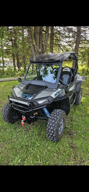 PARE-BRISE EN VERRE AVEC ENSEMBLE COMPLET D'ESSUIE GLACE ET DE LAVE GLACE Polaris RZR 900/1000 S | 2016 - 2020 (Pare-brise avant)